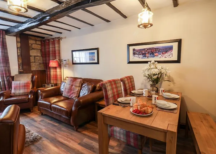 Midships Cottage