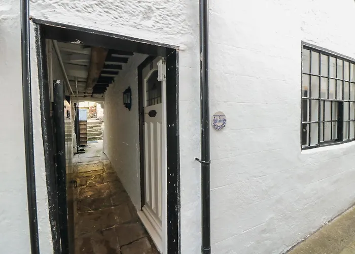 Midships Cottage
